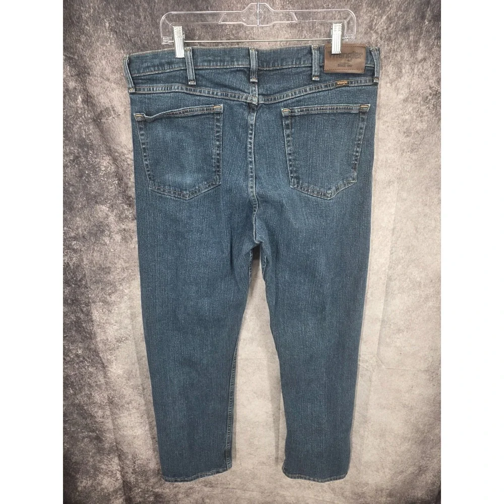 Wrangler Jeans‎ Mens 38x32 Blue Regular Fit Straight Leg Blue Denim